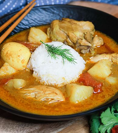 Pollo al curry estilo malasio